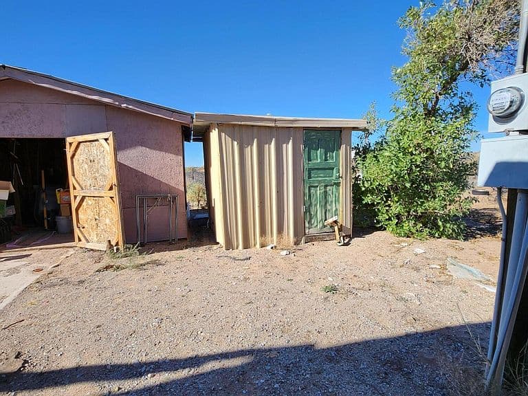 Listing photo 5