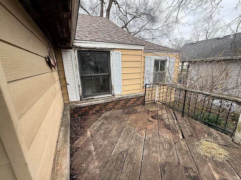 Listing photo 3