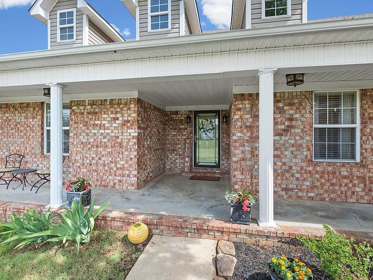 Listing photo 4