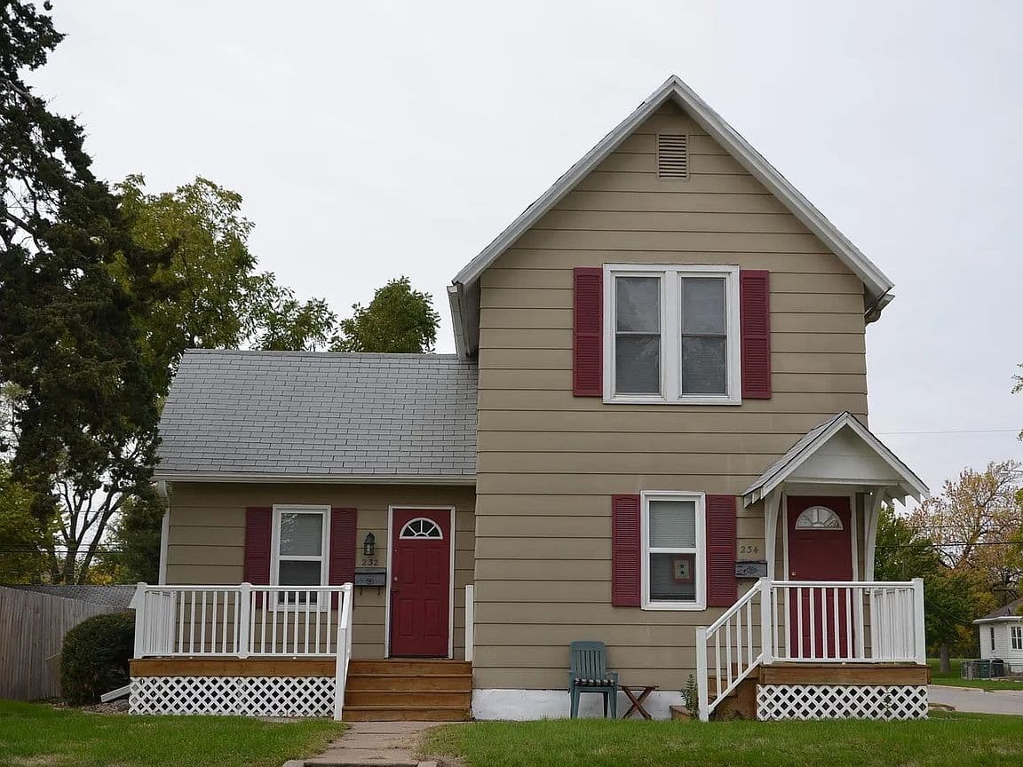 Primary listing photo