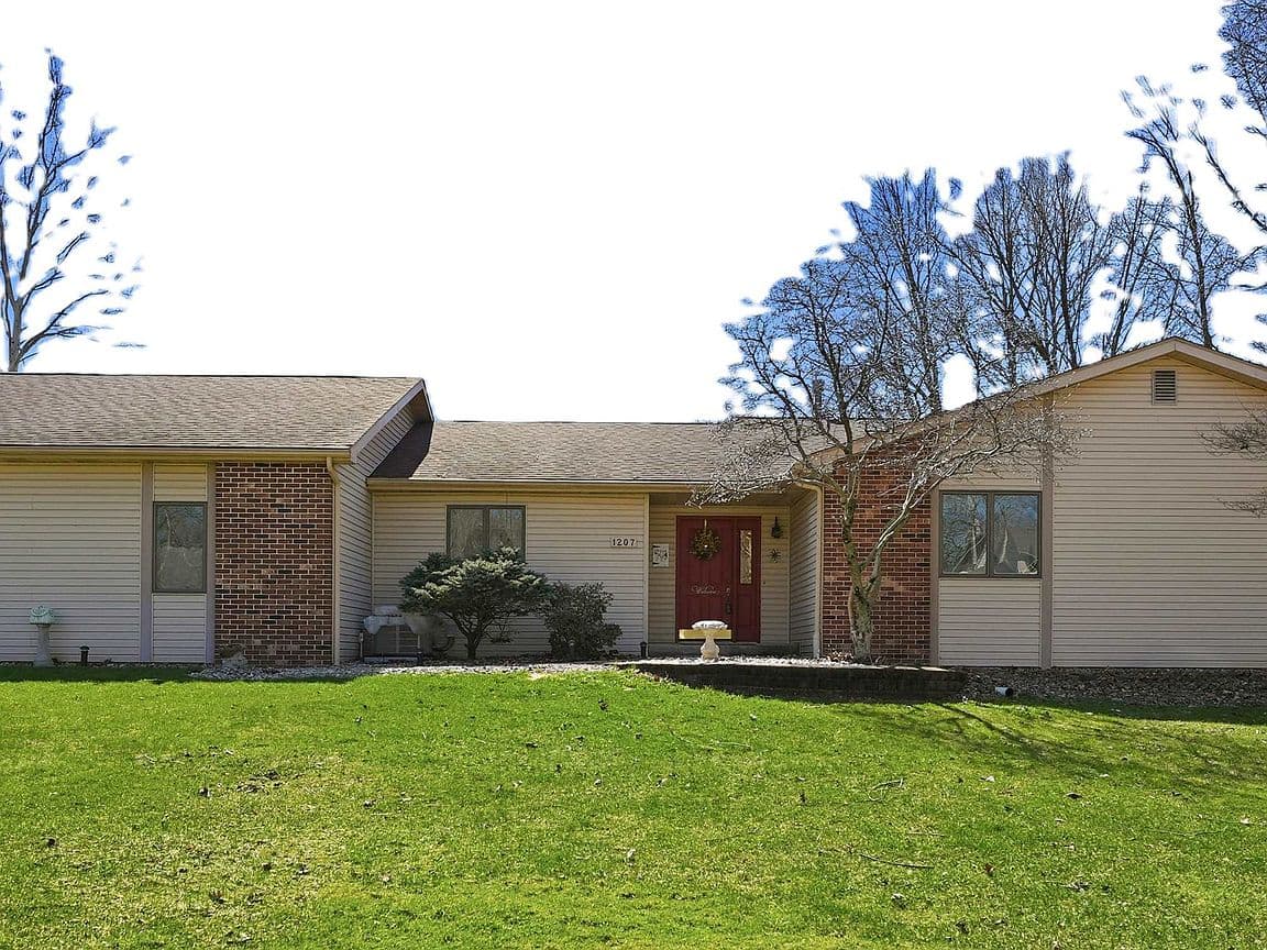 Primary listing photo