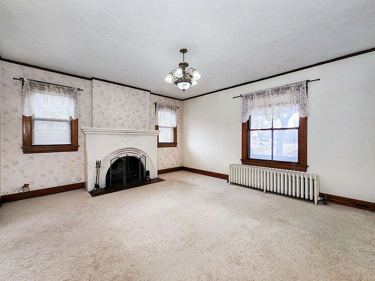 Listing photo 5