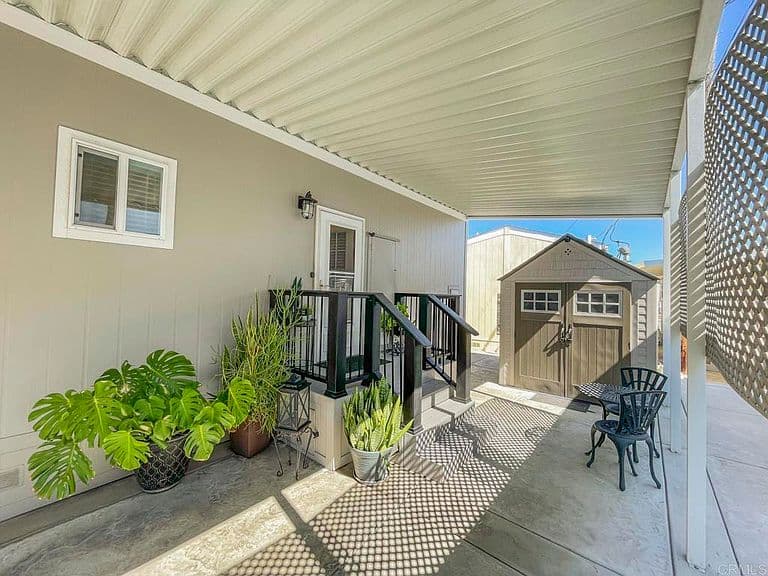 Listing photo 4