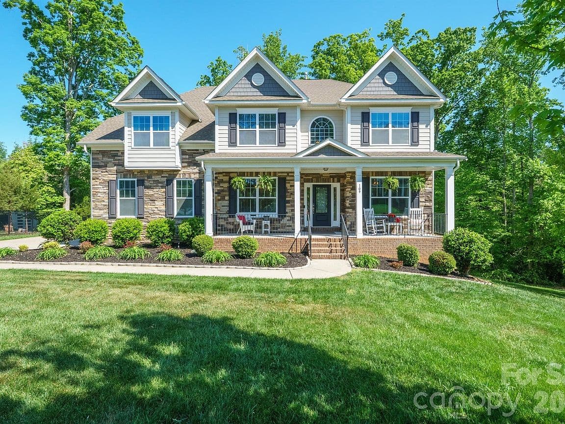 Primary listing photo