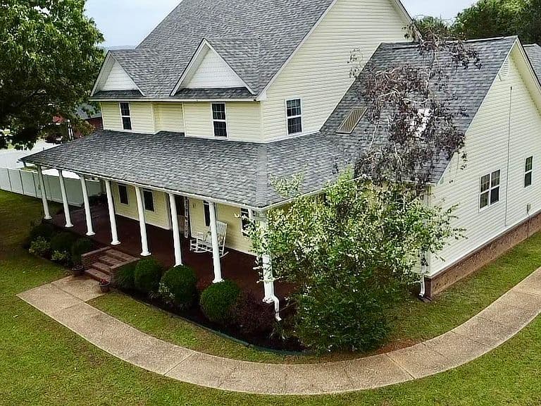 Listing photo 4