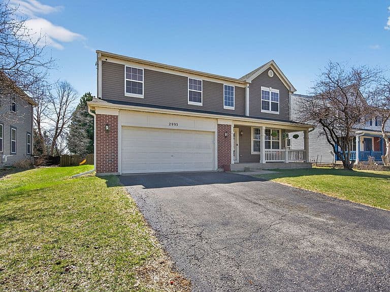 Listing photo 2