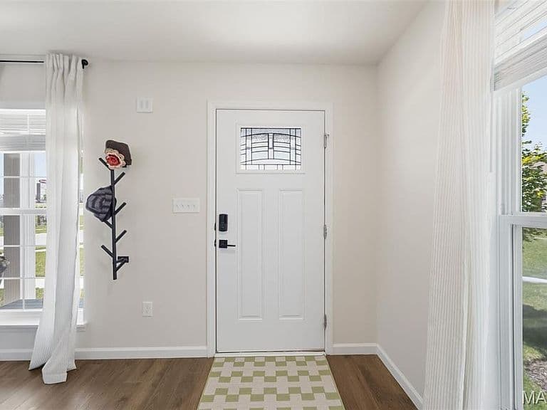 Listing photo 5