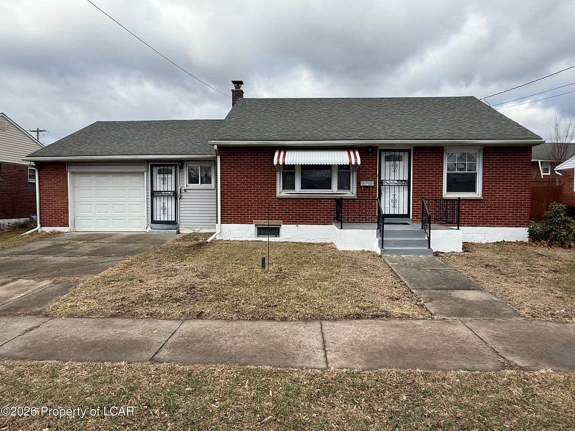 Primary listing photo