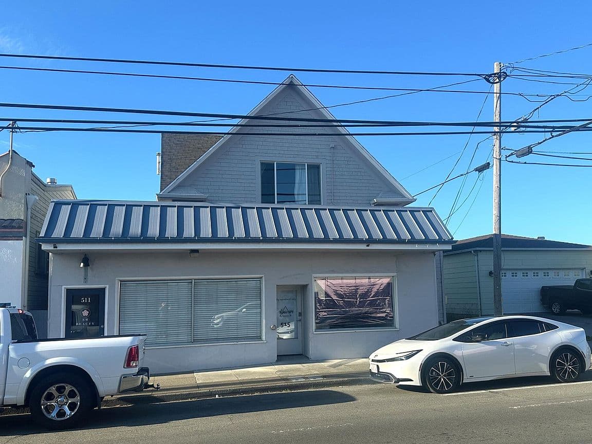 Primary listing photo