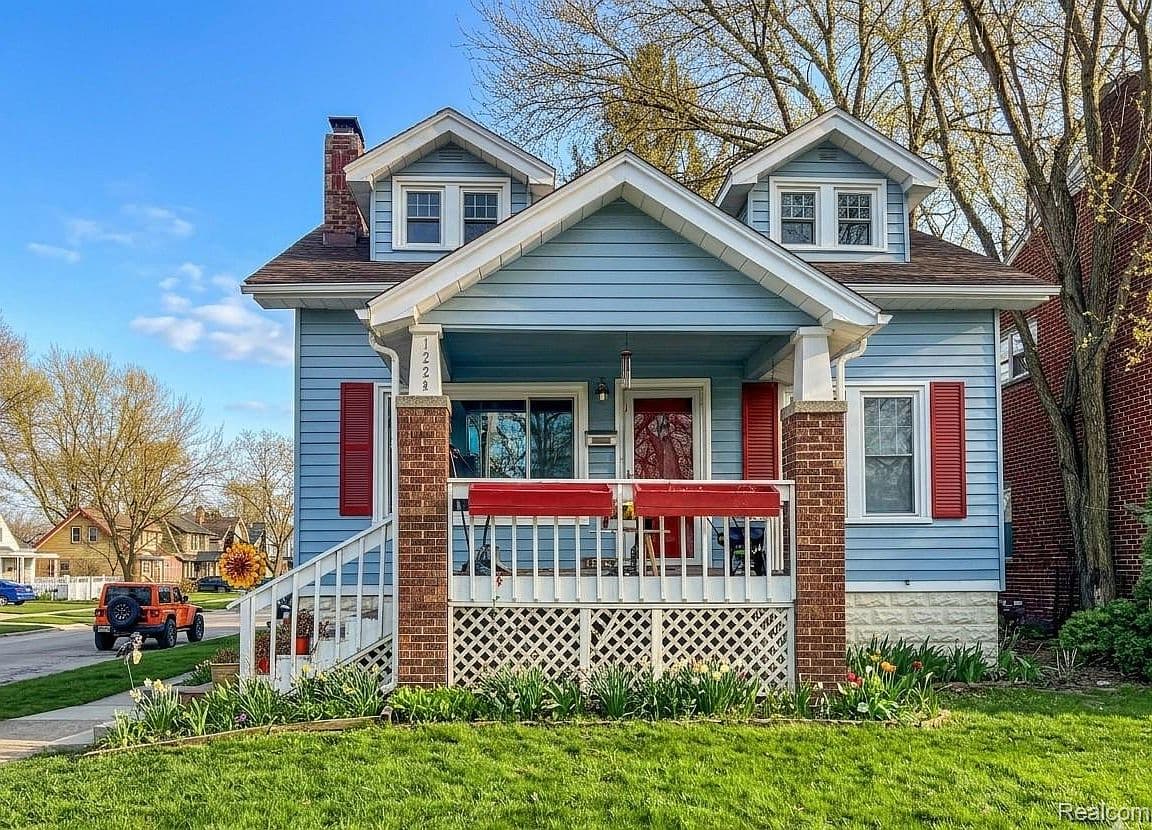 Primary listing photo
