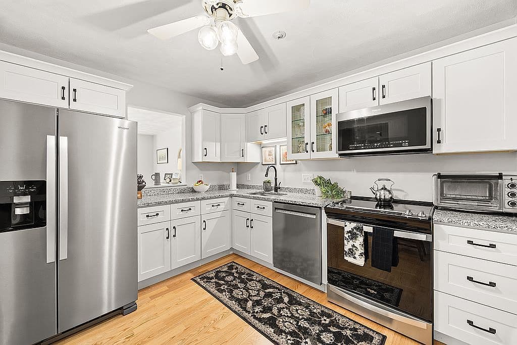 Primary listing photo