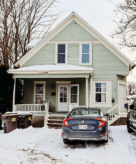 Listing photo 2