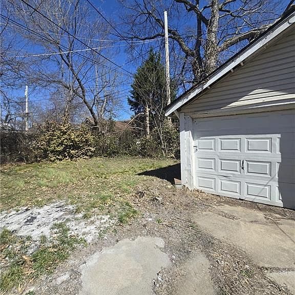 Listing photo 5
