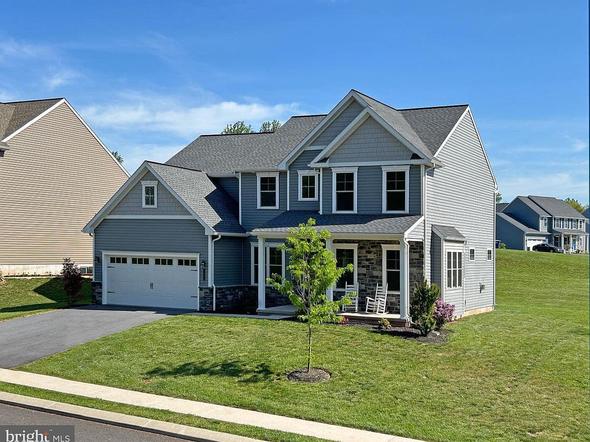Primary listing photo