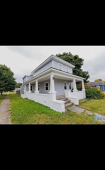 Listing photo