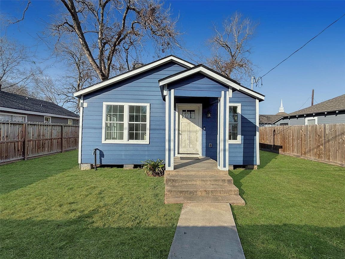 Primary listing photo