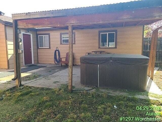 Listing photo 3
