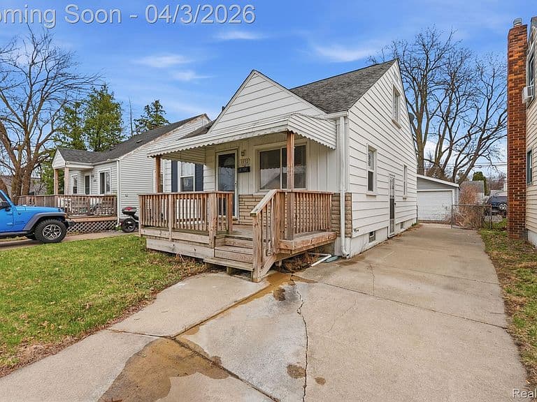 Listing photo 4