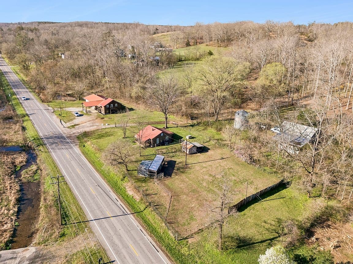 Primary listing photo