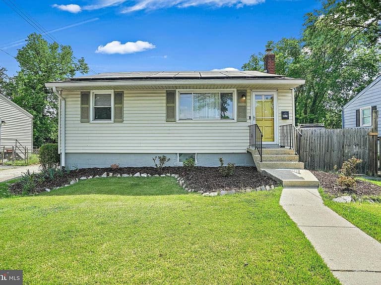Listing photo 4
