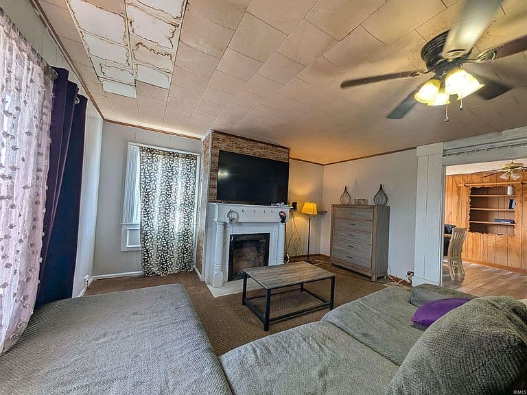 Listing photo 4