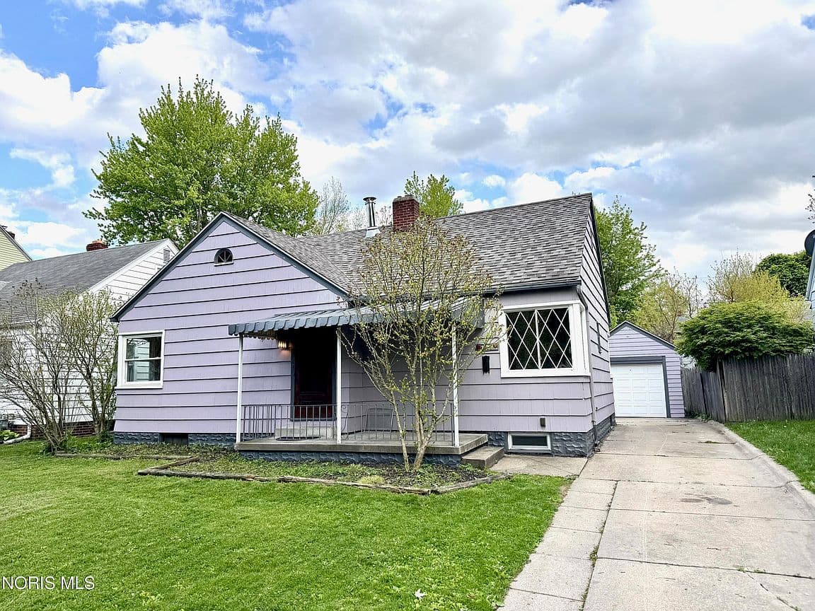 Primary listing photo