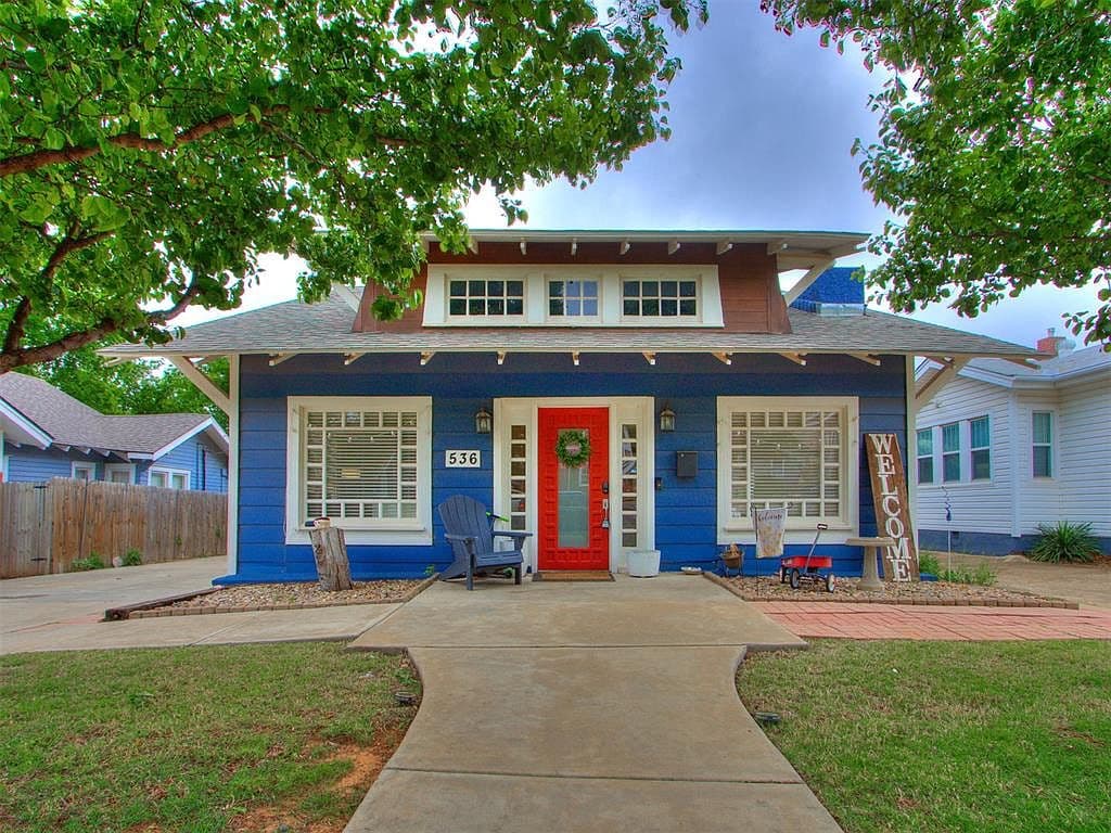 Primary listing photo