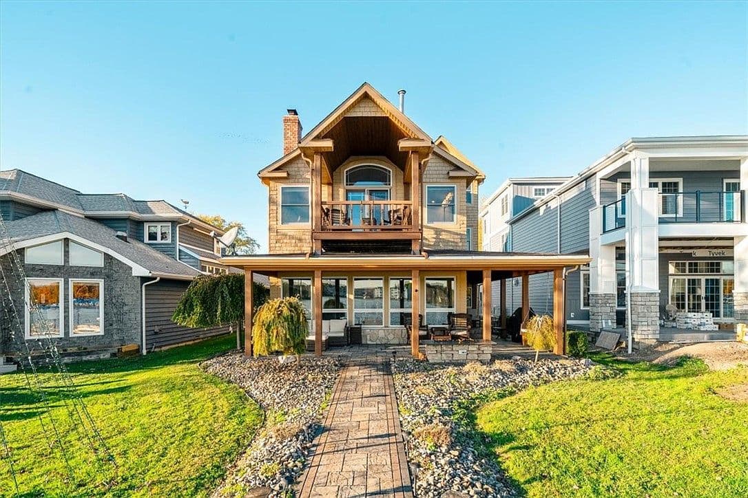 Primary listing photo