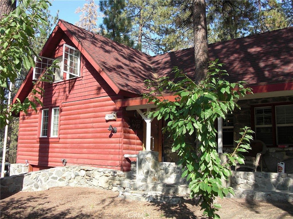 Primary listing photo