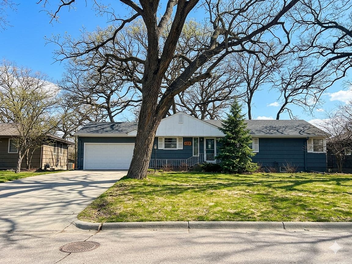 Primary listing photo