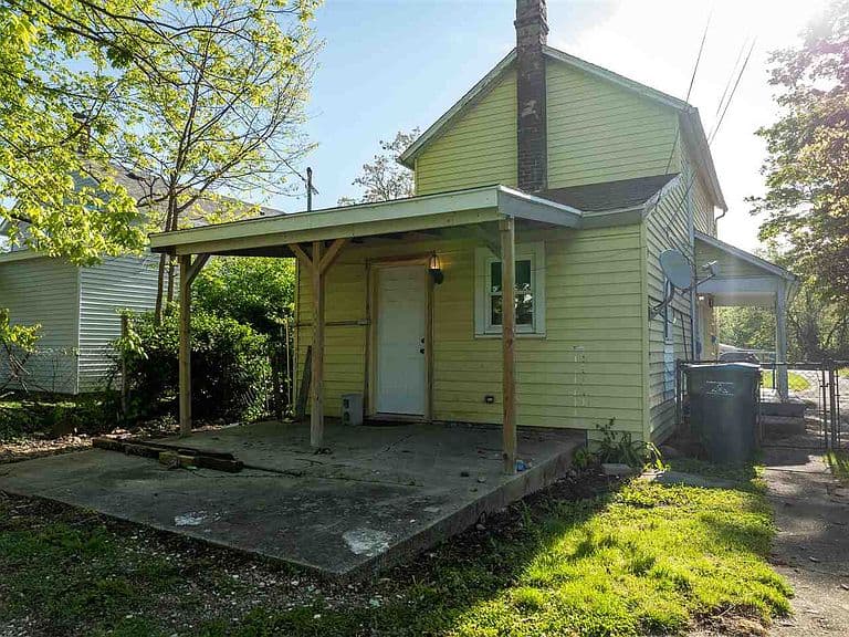 Listing photo 5