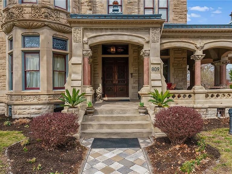 Listing photo 4