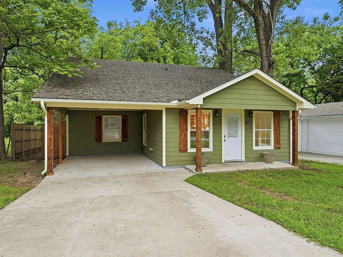 Primary listing photo