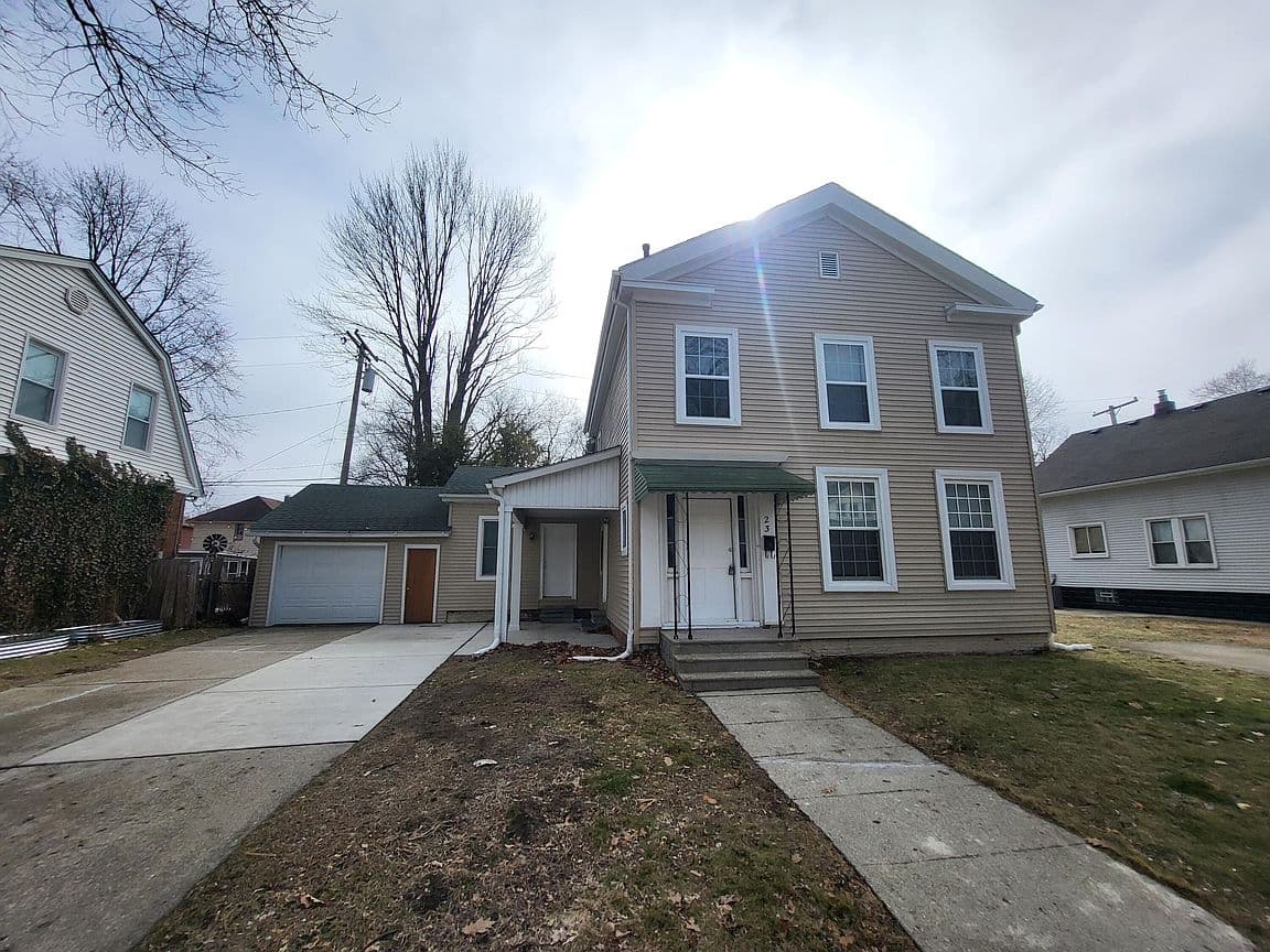 Primary listing photo