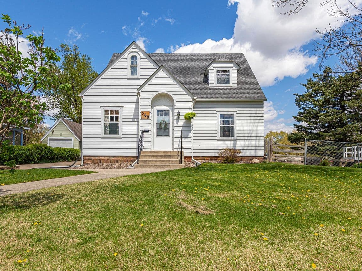 Primary listing photo