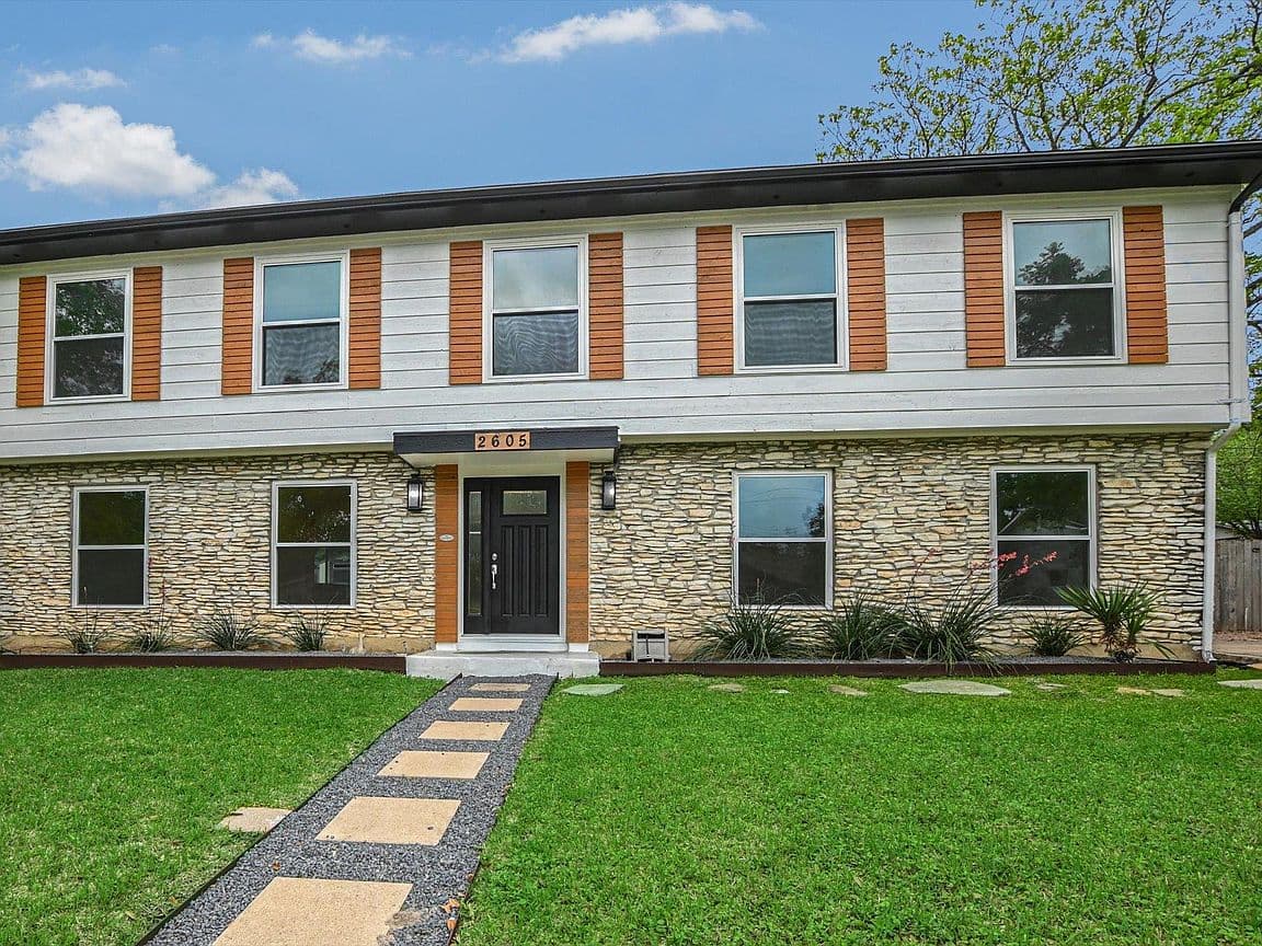 Primary listing photo