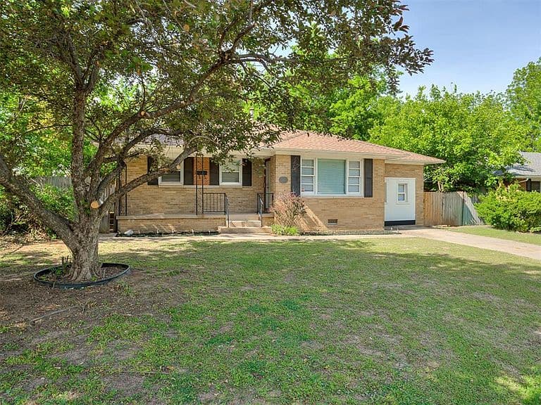 Listing photo 5