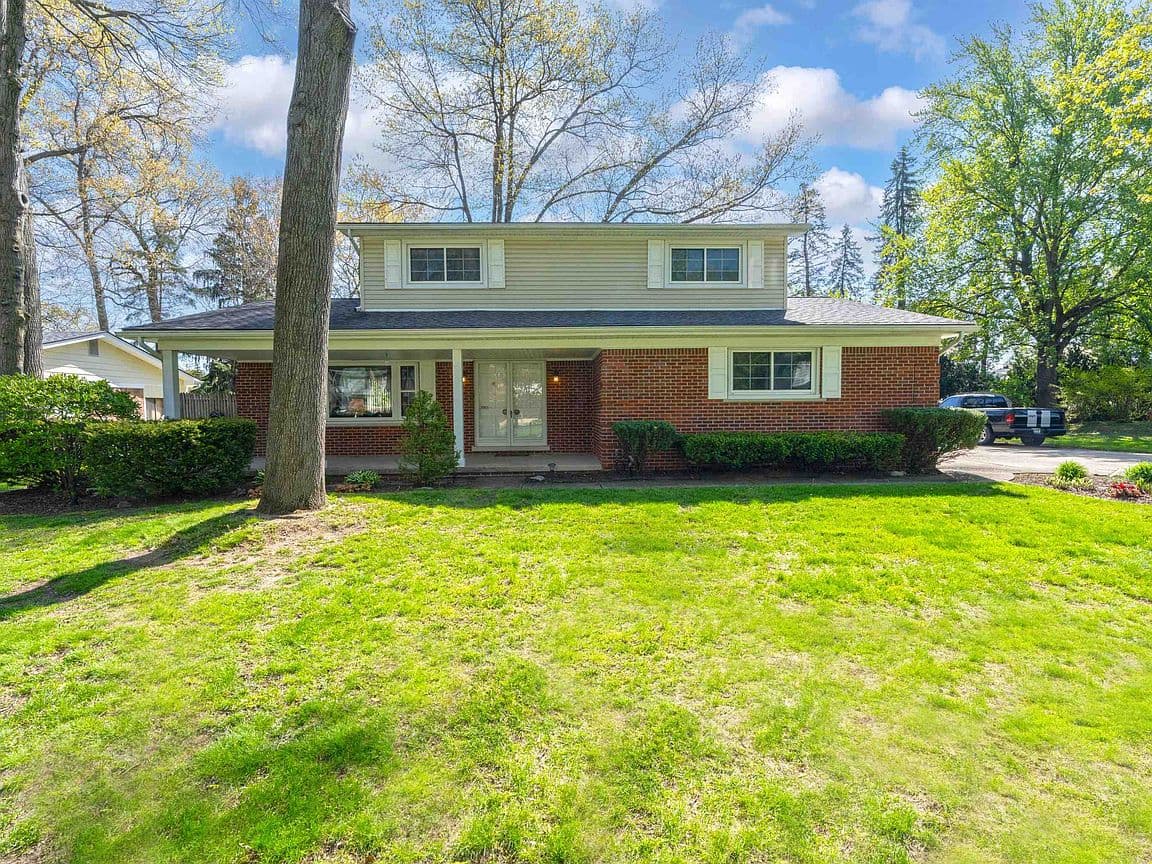Primary listing photo