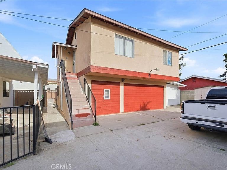 Listing photo 5