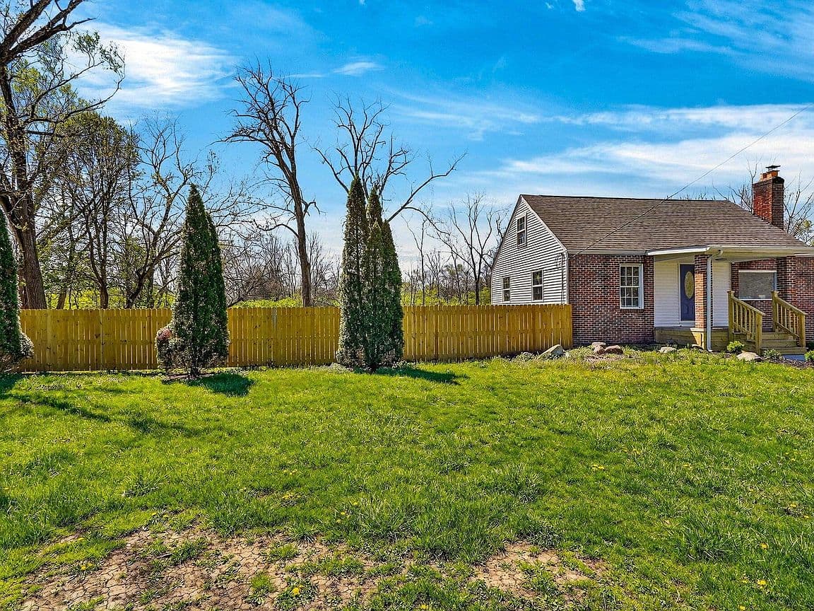 Primary listing photo