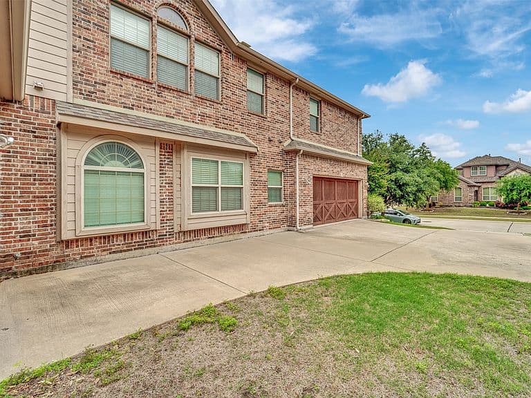 Listing photo 4