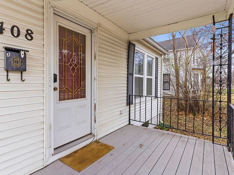 Listing photo 5