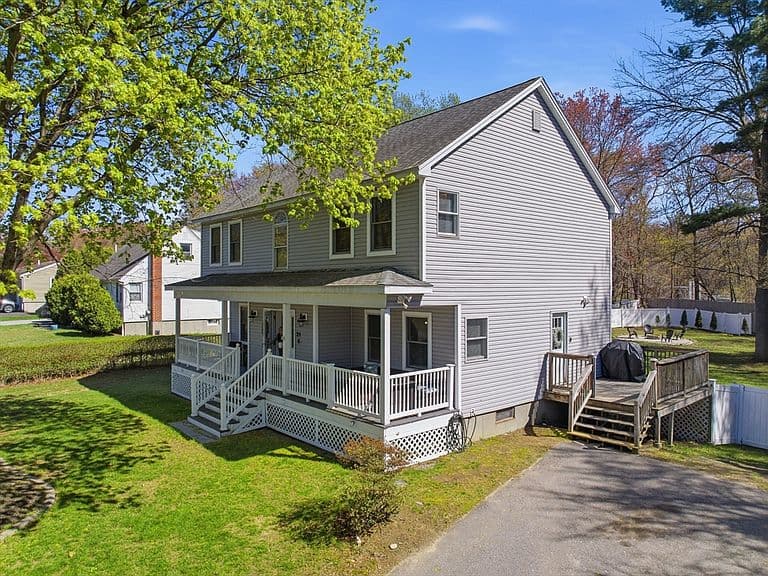 Listing photo 4