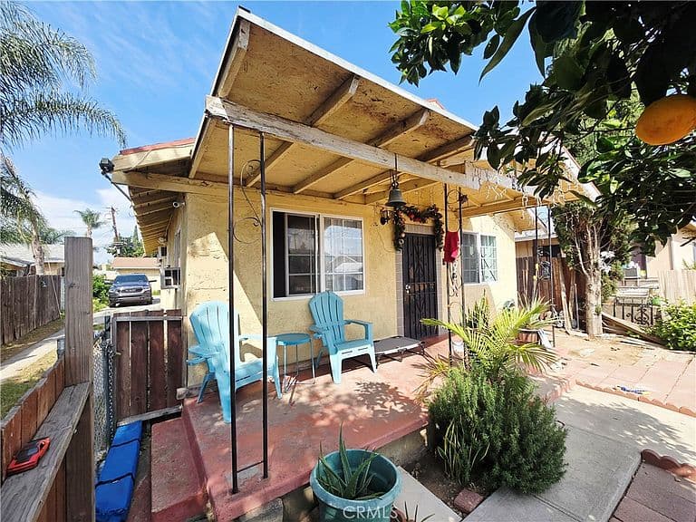 Listing photo 5