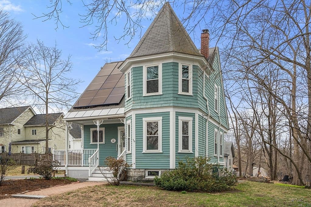 Primary listing photo