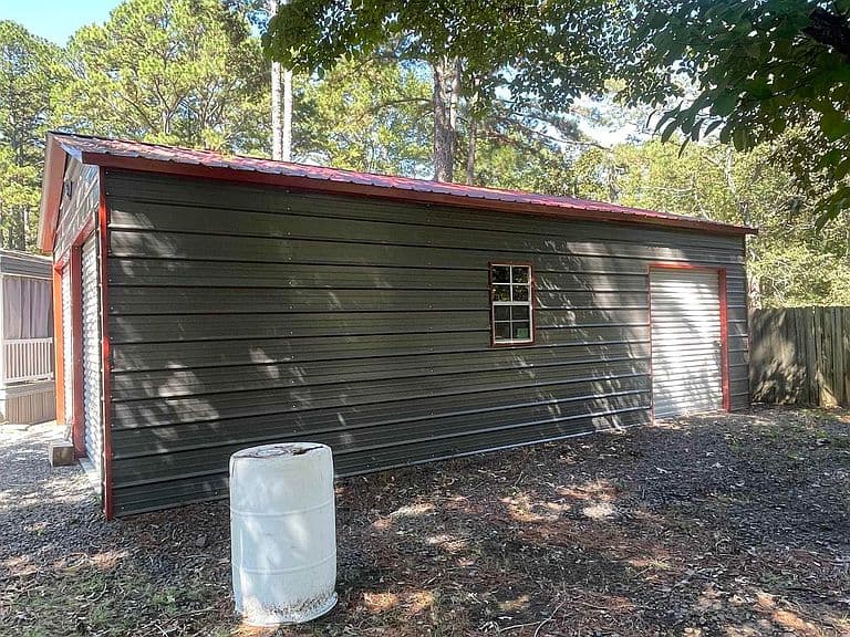 Listing photo 5
