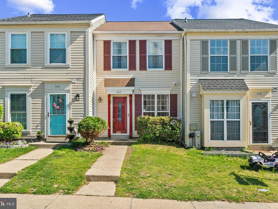 Primary listing photo
