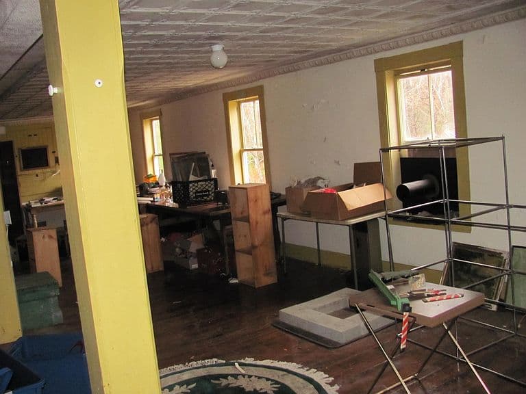 Listing photo 5