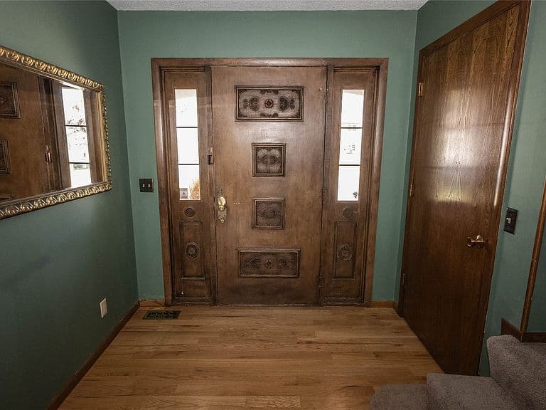 Listing photo 4