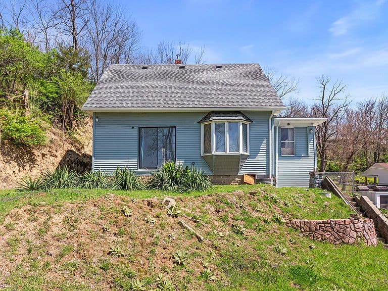 Listing photo 4